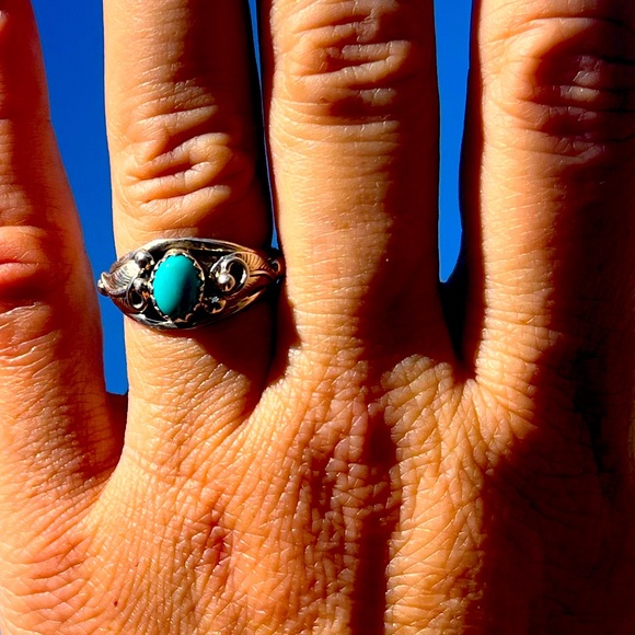 Vintage (New Old Stock) Navajo Sleeping Beauty Turquoise and 925 SIGNED - Picture 2 of 9